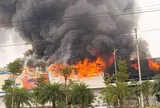 Cháy lớn tại cụm công nghiệp ở Ninh Bình, cột khói bốc cao hàng chục mét