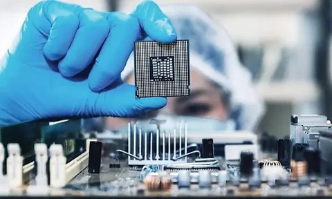 Được đầu tư gần 26.000 tỷ đồng, nhà máy sản xuất chip “Made by Vietnam” vận hành ngay năm nay sẽ có gì?
