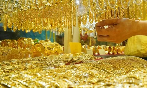 Giá vàng chiều 8/5 lao dốc mạnh, giảm tới hơn 2 triệu đồng/lượng