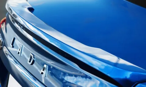 Lada của Nga có 'vua' doanh số 8 năm liên tiếp, bán 200.000 xe/năm: Đã đến Việt Nam, Vios, Accent lo sợ?