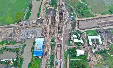 Cận cảnh tiến độ Vành đai 3 phía Tây