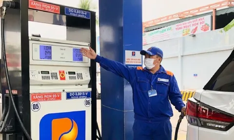 Dời lịch điều chỉnh giá xăng dầu dịp nghỉ Tết Nguyên đán 2026 sau 1 ngày