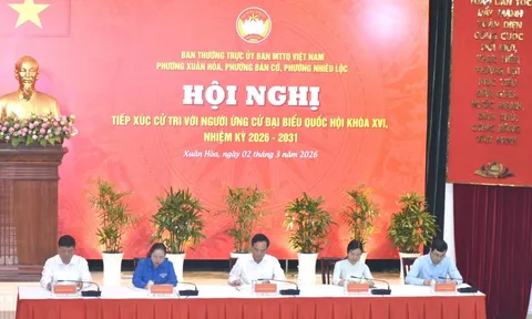 Gặp Bí thư Thành ủy TPHCM, cử tri đánh giá cao việc biến đất "vàng" thành công viên