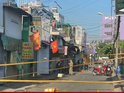 Cháy nhà 2 tầng ở TP.HCM, 1 người tử vong