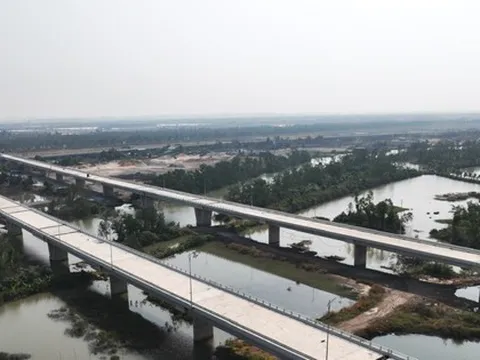 Cựu Giám đốc BQL Dự án Quảng Ninh bị cáo buộc nhận hơn 9 tỷ đồng từ các nhà thầu