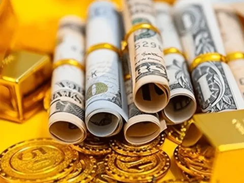 Ngày 15/5: Giá USD ngân hàng có diễn biến mới và giá vàng giảm tới 1,5 triệu đồng/lượng