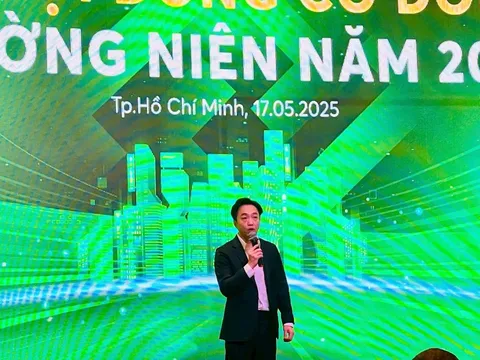 Cường Đô La lần đầu nói những điều chưa ai biết về mẹ: Chắt chiu từng đồng, đi máy bay cũng không chọn hạng thương gia