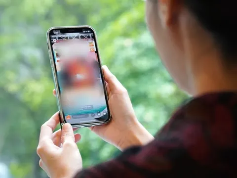 Cảnh báo tất cả những người tò mò, thích xem livestream
