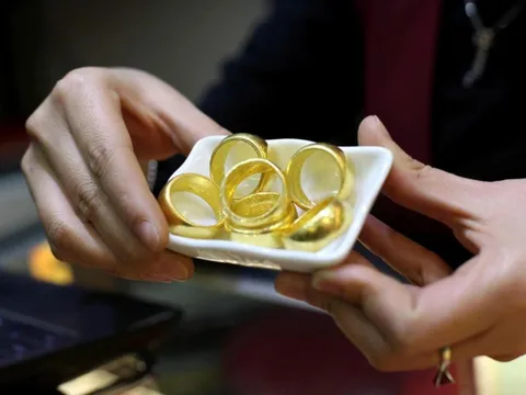 Huy động vàng trong dân: Cần thận trọng trước rủi ro