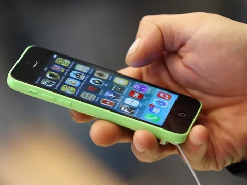 Xuất hiện mã độc tự động đổi mã PIN, chặn OTP rồi tống tiền, xóa dữ liệu sau 24 tiếng nếu không trả tiền chuộc