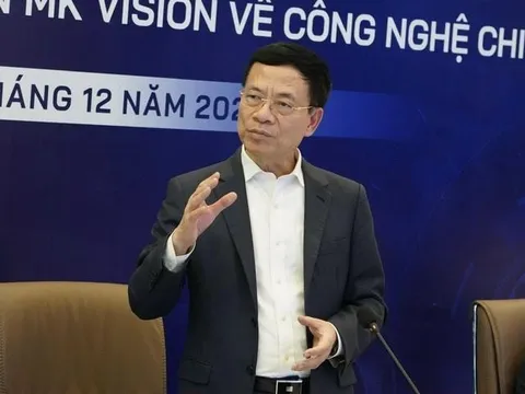 Bộ trưởng Nguyễn Mạnh Hùng: Muốn vươn ra thế giới, doanh nghiệp không chỉ dừng ở thiết kế, tích hợp hay sản xuất, mà còn phải...