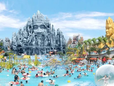 Đối thủ của bà Nguyễn Phương Hằng tung chiêu mới