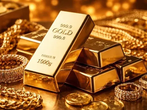 Giá vàng chiều nay 11/2, thị trường vàng sôi động trở lại, người mua xếp hàng chờ